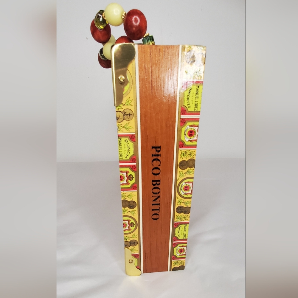 Bags To Di For-Miami-Wooden Cigar Box From Honduras with Colorful Beaded Handle - Picture 4 of 16